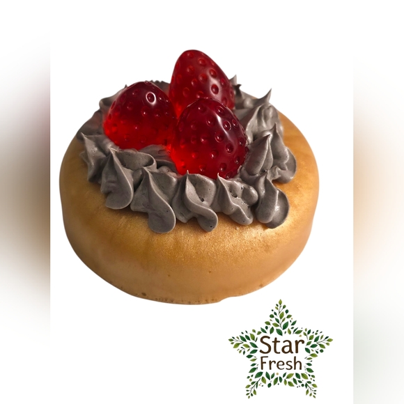 (1)Novelty Fresh Strawberry Pound Cake Soap with Whipped Frosted Soap - Picture 2 of 2